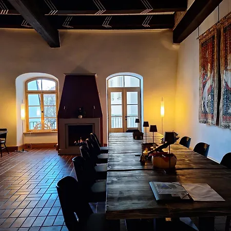 Mittelalterliches Domherrenhaus *